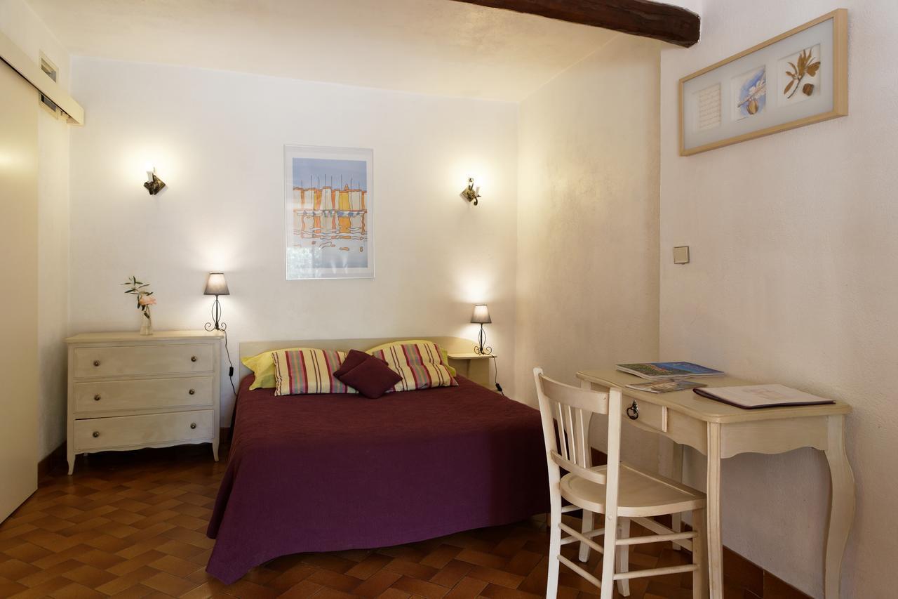 Appartamento Mas Le Chene Grimaud Esterno foto