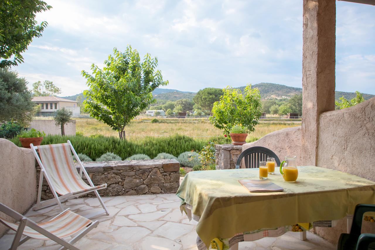 Appartamento Mas Le Chene Grimaud Esterno foto